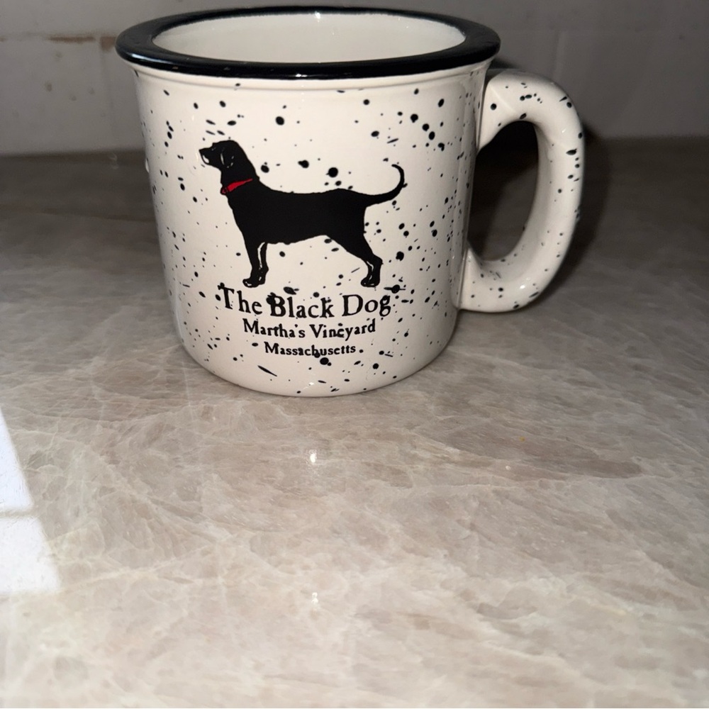The Black Dog Martha’s Vineyard Speckled Mug - Picture 3 of 5
